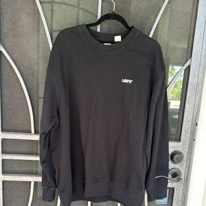 Levi’s black sweat shirt